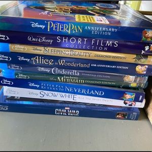 NWT Bundle of 9 Disney and Marvel Blu-ray/DVDs